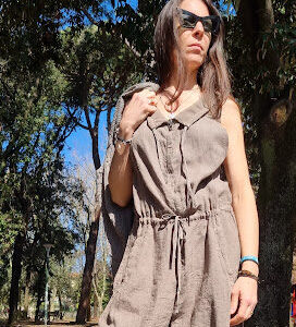 Salopette comfort fit in lino con zip nascosta e collo sagomato CD139 - Transit Par Such